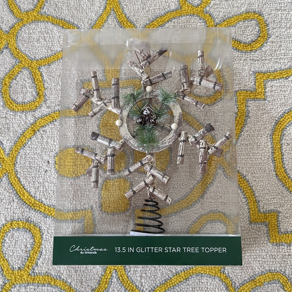 NIB 13.5in Glitter Star Tree Topper